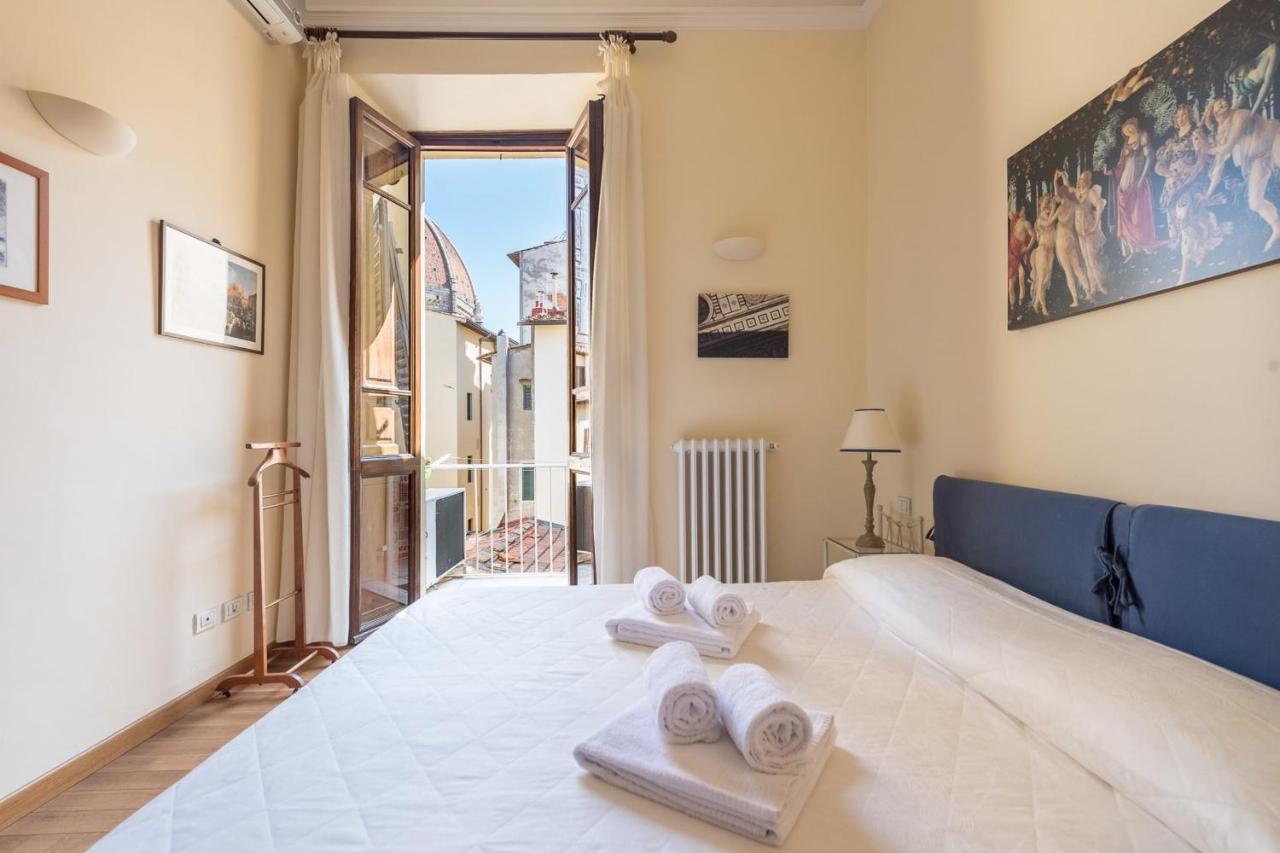 Charming 2Bed Apartment Overlooking Duomo - Hosted By Sweetstay 佛罗伦萨 外观 照片