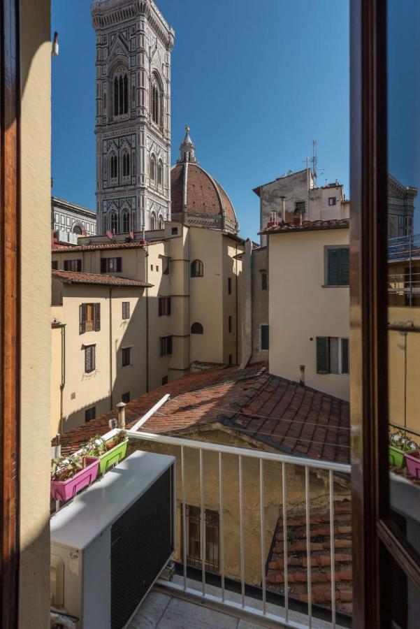 Charming 2Bed Apartment Overlooking Duomo - Hosted By Sweetstay 佛罗伦萨 外观 照片