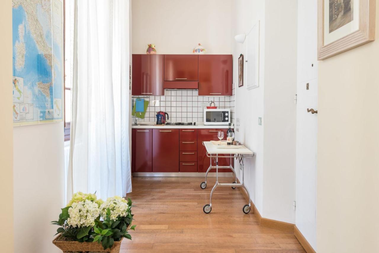 Charming 2Bed Apartment Overlooking Duomo - Hosted By Sweetstay 佛罗伦萨 外观 照片